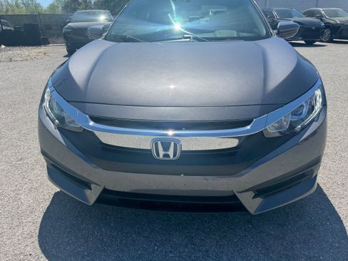 Used 2016 Honda Civic EX image 2