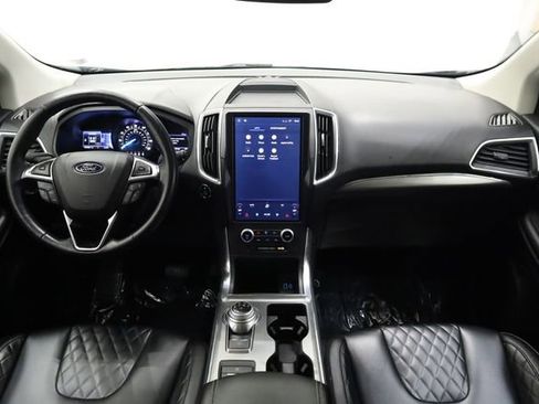 Used 2023 Ford Edge Titanium image 16