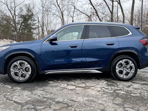 Certified 2025 BMW X1 xDrive28i w/ Convenience Package image 3