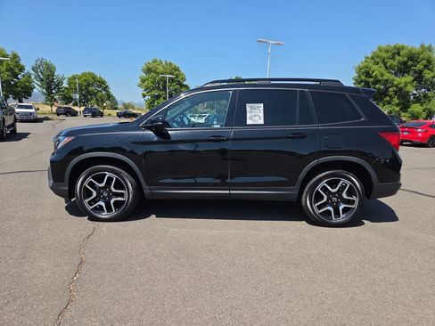 Used 2023 Honda Passport Elite image 11