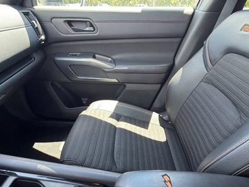 Used 2024 Nissan Pathfinder Rock Creek AWD/4WD image 23