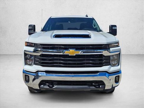 Used 2025 Chevrolet Silverado 2500 LT w/ Convenience Package image 2