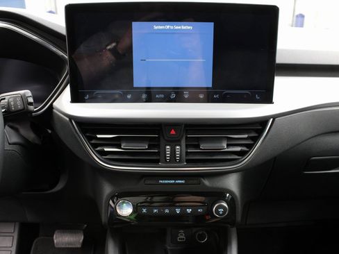 Used 2024 Ford Escape Platinum image 14