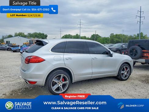 Used 2011 Porsche Cayenne AWD/4WD image 5