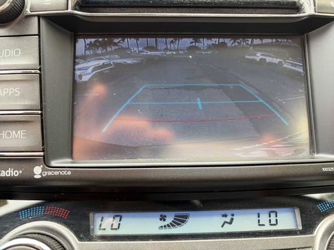 Used 2015 Toyota RAV4 Limited image 23