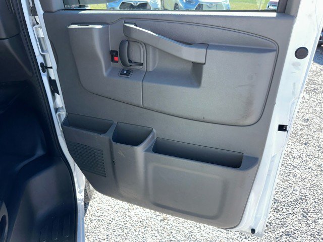 Used 2025 Chevrolet Express 2500 w/ Driver Convenience Package RWD image 29