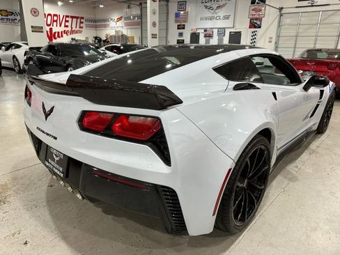 Used 2018 Chevrolet Corvette Grand Sport w/ Carbon 65 Edition RWD image 6
