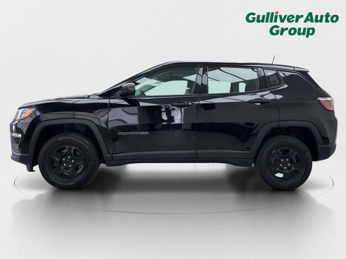Used 2019 Jeep Compass Sport AWD/4WD image 3