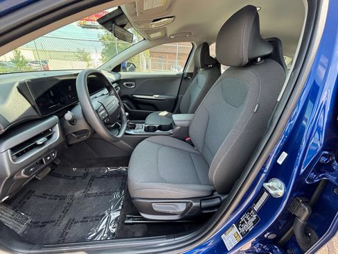 Used 2025 Kia K4 FWD image 27