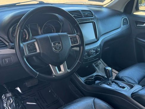 Used 2019 Dodge Journey Crossroad image 11