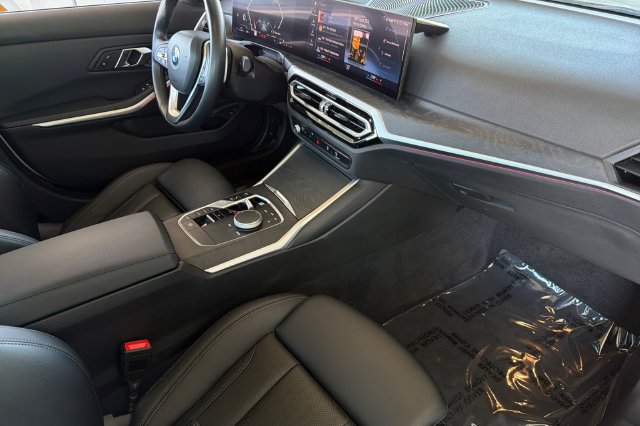 Used 2024 BMW 330i Sedan RWD image 18