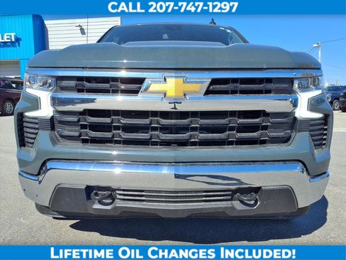 Used 2025 Chevrolet Silverado 1500 LT image 3