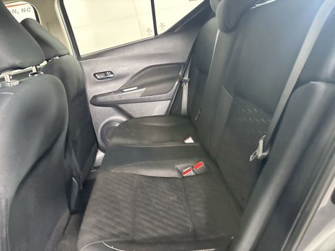 Used 2023 Nissan Kicks SV image 20