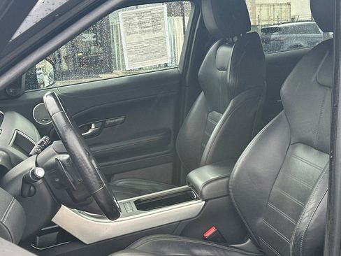 Used 2019 Land Rover Range Rover Evoque HSE Dynamic image 6