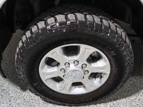 Used 2023 RAM 2500 Big Horn w/ Cold Weather Group image 11