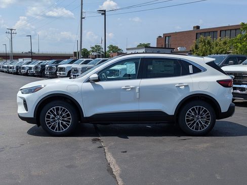 New 2025 Ford Escape SE w/ PHEV Premium Package image 7