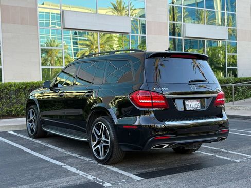 Used 2019 Mercedes-Benz GLS 550 4MATIC image 3