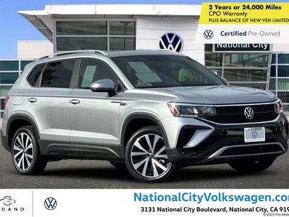 Certified 2022 Volkswagen Taos SE w/ Panoramic Sunroof Package