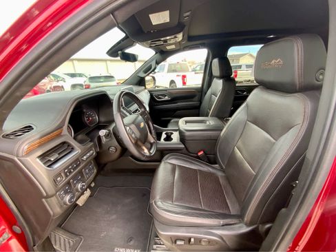 Used 2021 Chevrolet Suburban High Country image 24