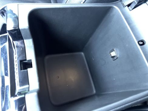 Used 2021 Jeep Grand Cherokee L Limited RWD image 21