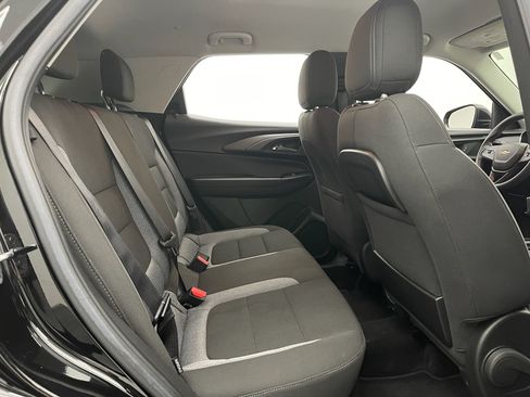 Used 2022 Chevrolet TrailBlazer LT AWD/4WD image 33