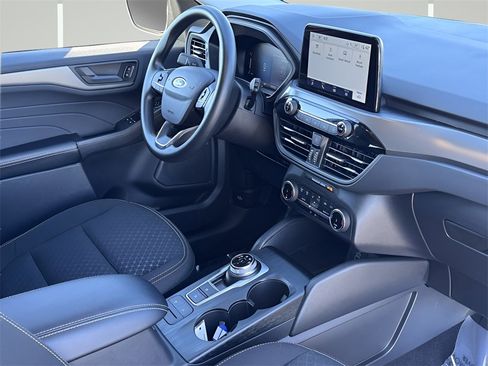 Used 2025 Ford Escape Active image 6