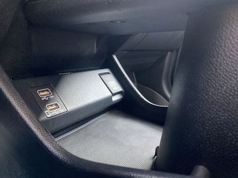 Used 2019 Honda HR-V Sport image 39