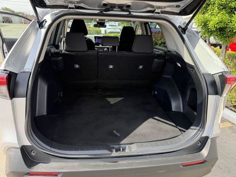 Certified 2025 Toyota RAV4 LE image 22