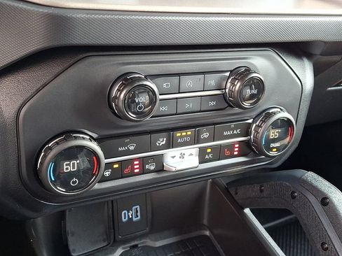 Used 2024 Ford Bronco Raptor AWD/4WD image 16