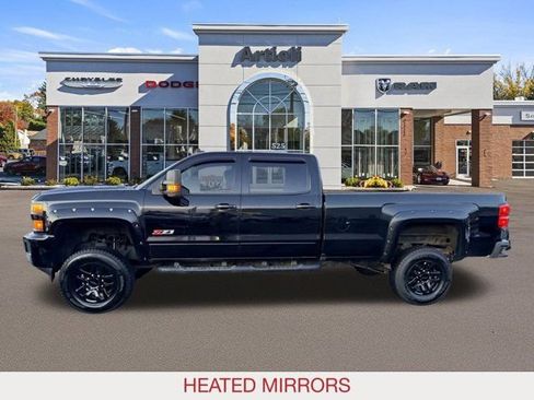 Used 2019 Chevrolet Silverado 2500 LTZ w/ Duramax Plus Package image 5