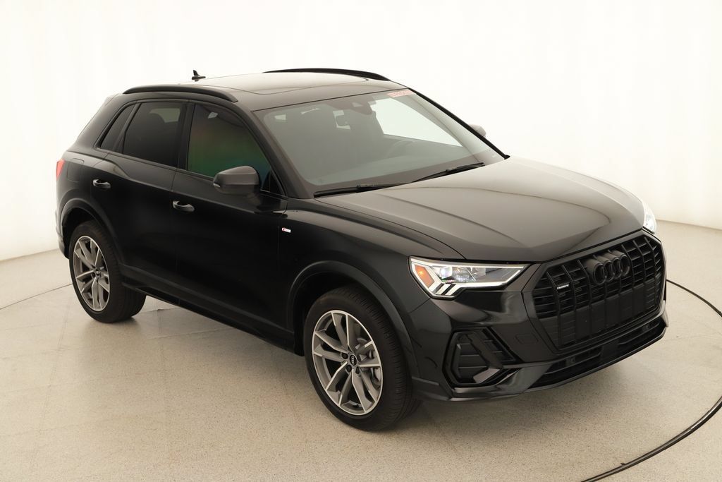 Used 2024 Audi Q3 2.0T Premium w/ Convenience Package AWD/4WD image 36