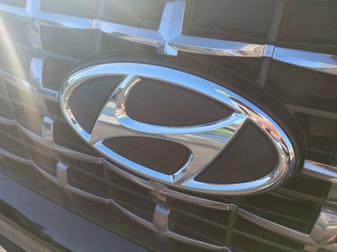 New 2026 Hyundai Venue SEL image 13