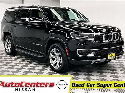 Used 2022 Jeep Wagoneer Series II AWD/4WD image 1