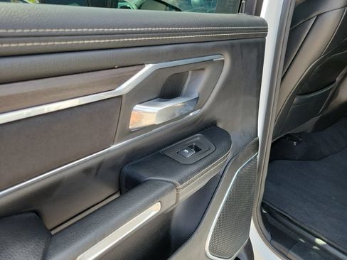 Used 2025 RAM 1500 Laramie AWD/4WD image 15