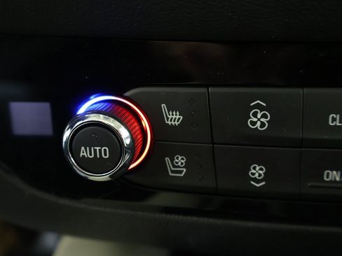 Used 2023 Buick Enclave Avenir w/ Avenir Technology Package image 66