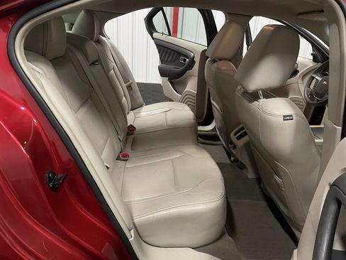 Used 2010 Ford Taurus SEL image 40