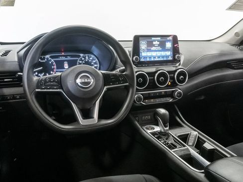 Used 2025 Nissan Sentra SV FWD image 6