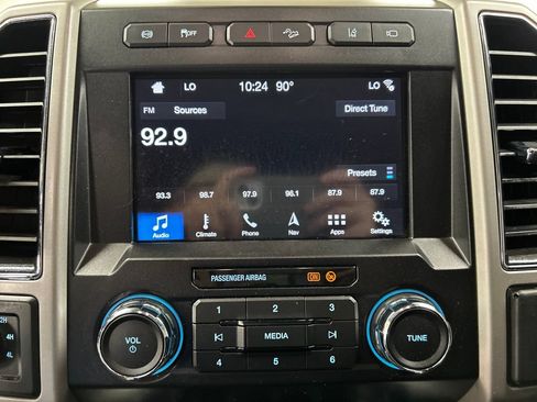 Used 2019 Ford F350 Lariat w/ Lariat Ultimate Package AWD/4WD image 25