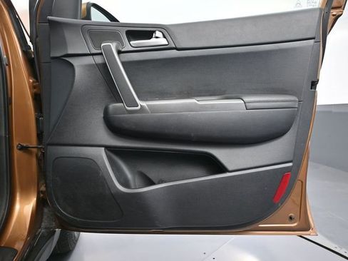 Used 2018 Kia Sportage LX image 39