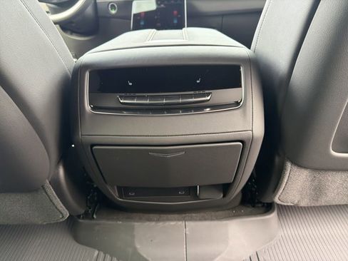 New 2026 Cadillac Escalade Luxury image 33