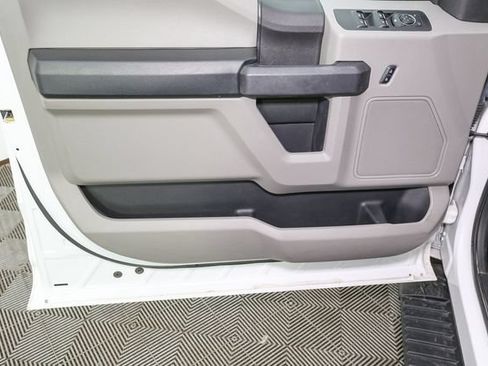 Used 2018 Ford F150 XL w/ Equipment Group 101A Mid AWD/4WD image 31