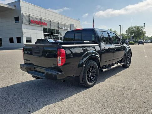 Used 2021 Nissan Frontier SV w/ Midnight Edition Floor Mats RWD image 8