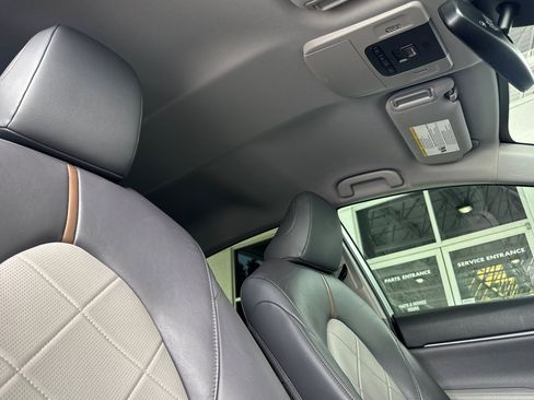 Used 2019 Toyota Camry XLE FWD image 20