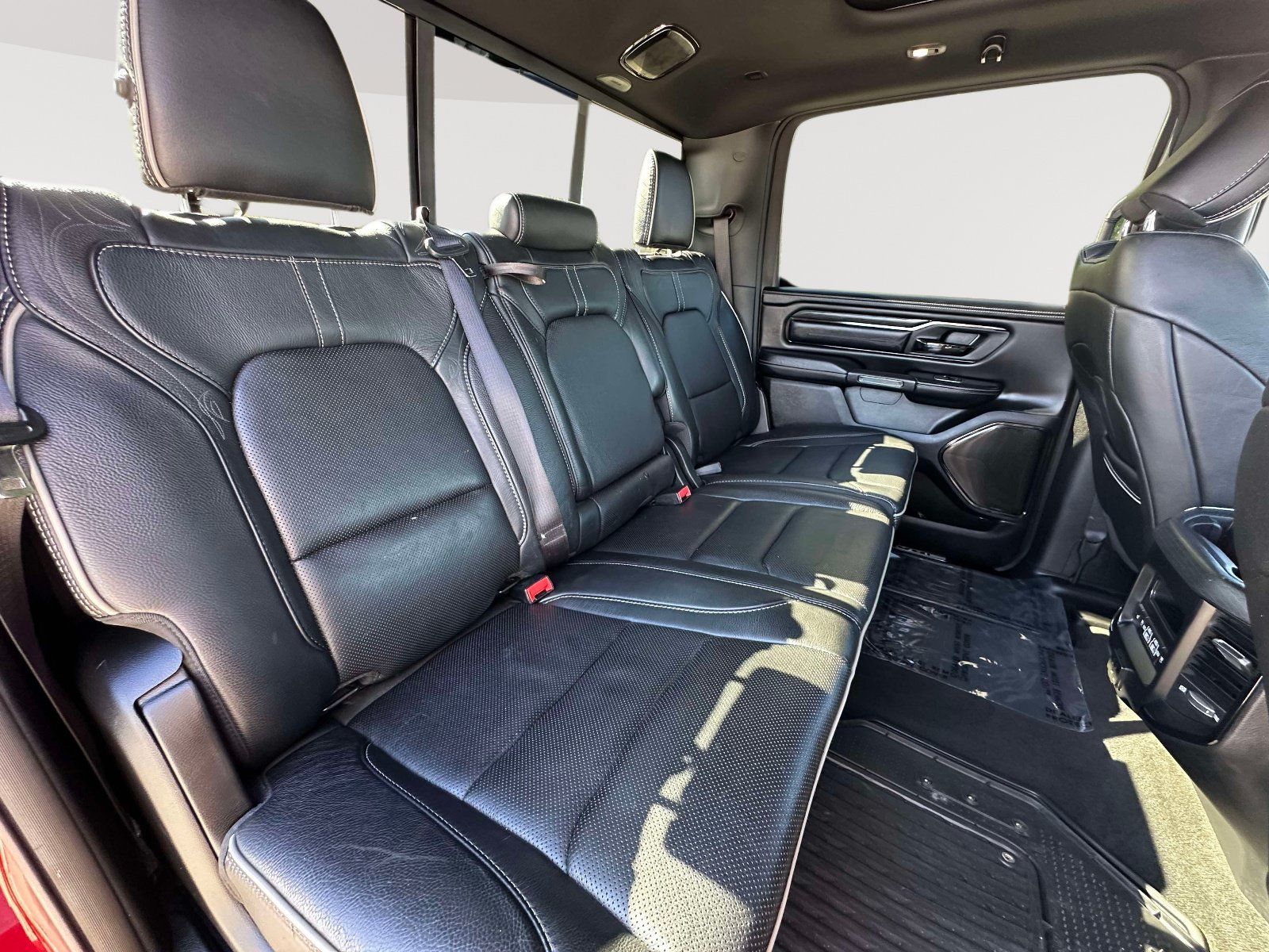 Used 2022 RAM 1500 Limited AWD/4WD image 29