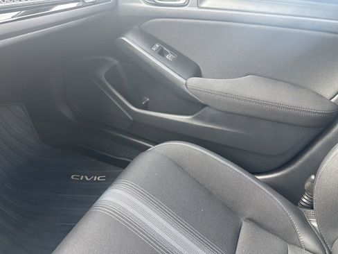 Used 2025 Honda Civic Sport image 22