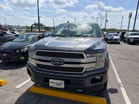 Used 2019 Ford F150 Platinum w/ Equipment Group 701A Luxury AWD/4WD image 2