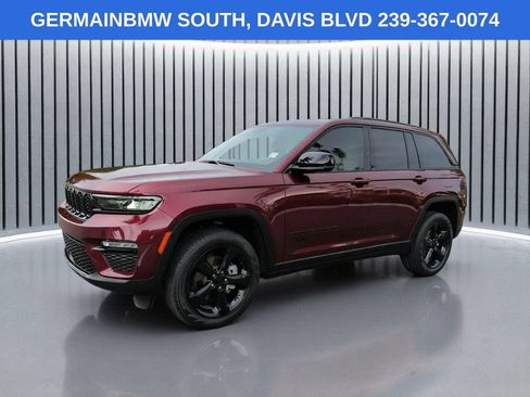 Used 2023 Jeep Grand Cherokee Limited w/ Black Appearance Package AWD/4WD image 1