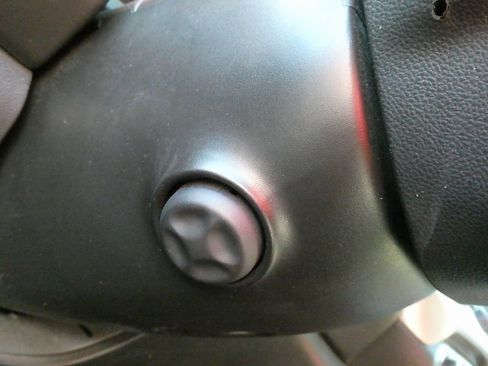 Used 2019 GMC Acadia Denali image 29