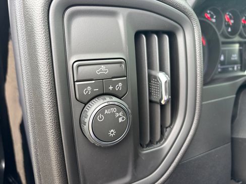 New 2026 Chevrolet Silverado 1500 Custom RWD image 11