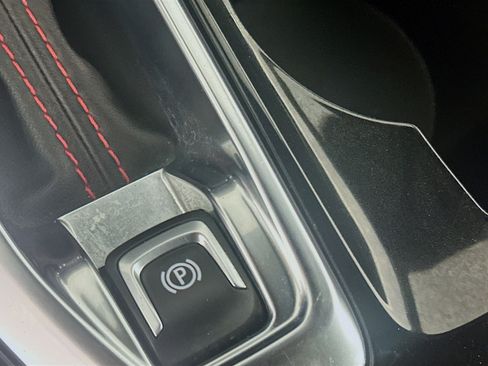 Used 2024 Chevrolet Trax RS w/ Driver Confidence Package image 24